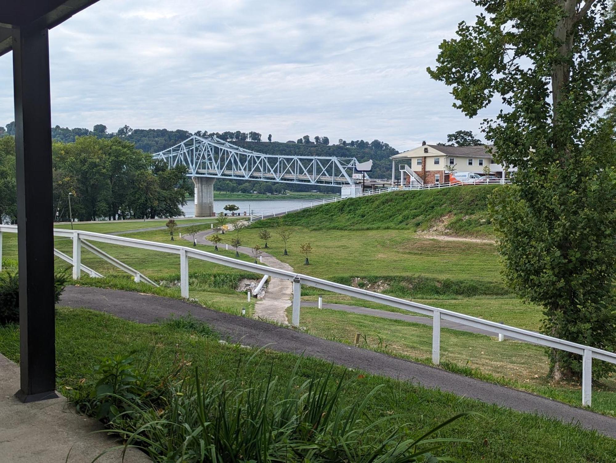 Riverboat Inn & Suites Madison Dış mekan fotoğraf